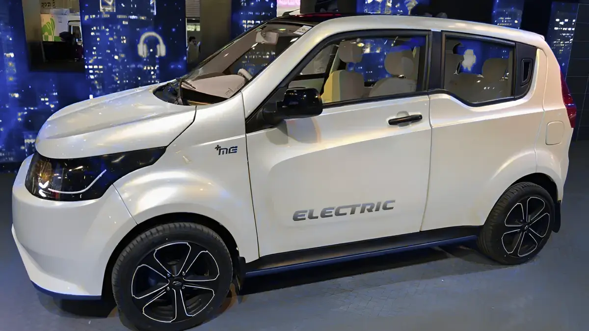 Mahindra e2o, Electric Car India, Budget EV, Mahindra Electric Vehicle, EV for Common Man, 140KM Range EV, Eco-Friendly Car India, Affordable Electric Car